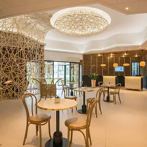 Novotel Arenas Aeroport 4*, Nice França